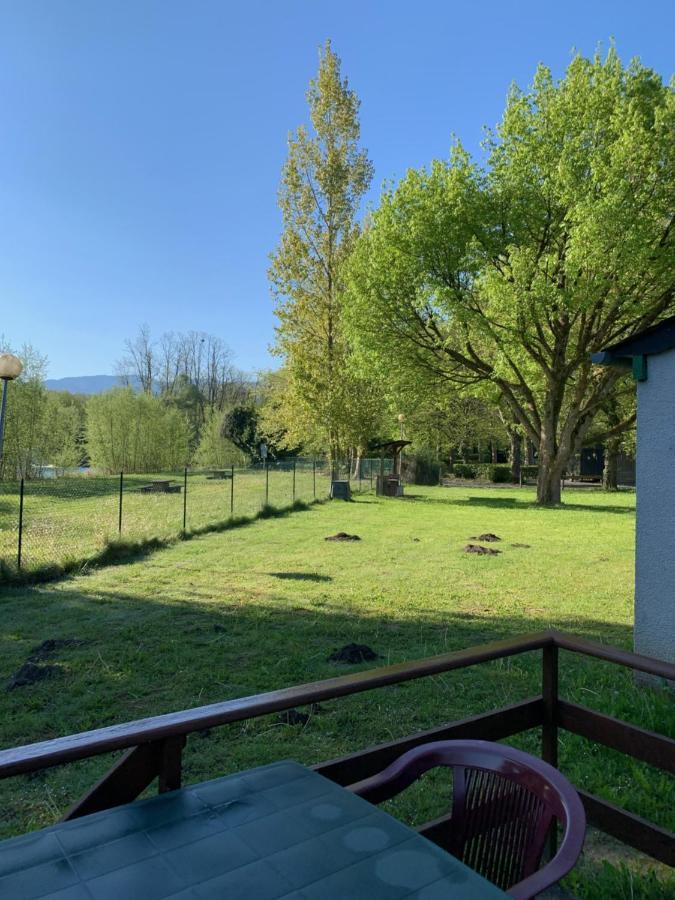 Camping Le Saillet Lestelle-Bétharram Exterior foto