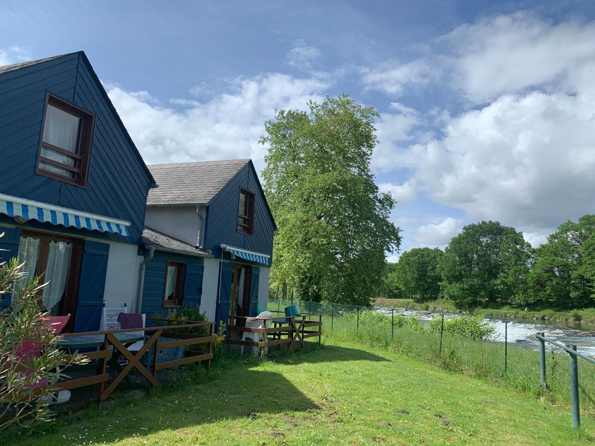 Camping Le Saillet Lestelle-Bétharram Exterior foto